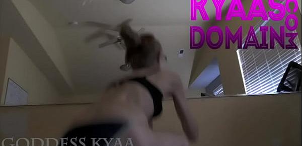  Goddess Kyaa Does 60 Squats FEMDOM POV WORK OUT